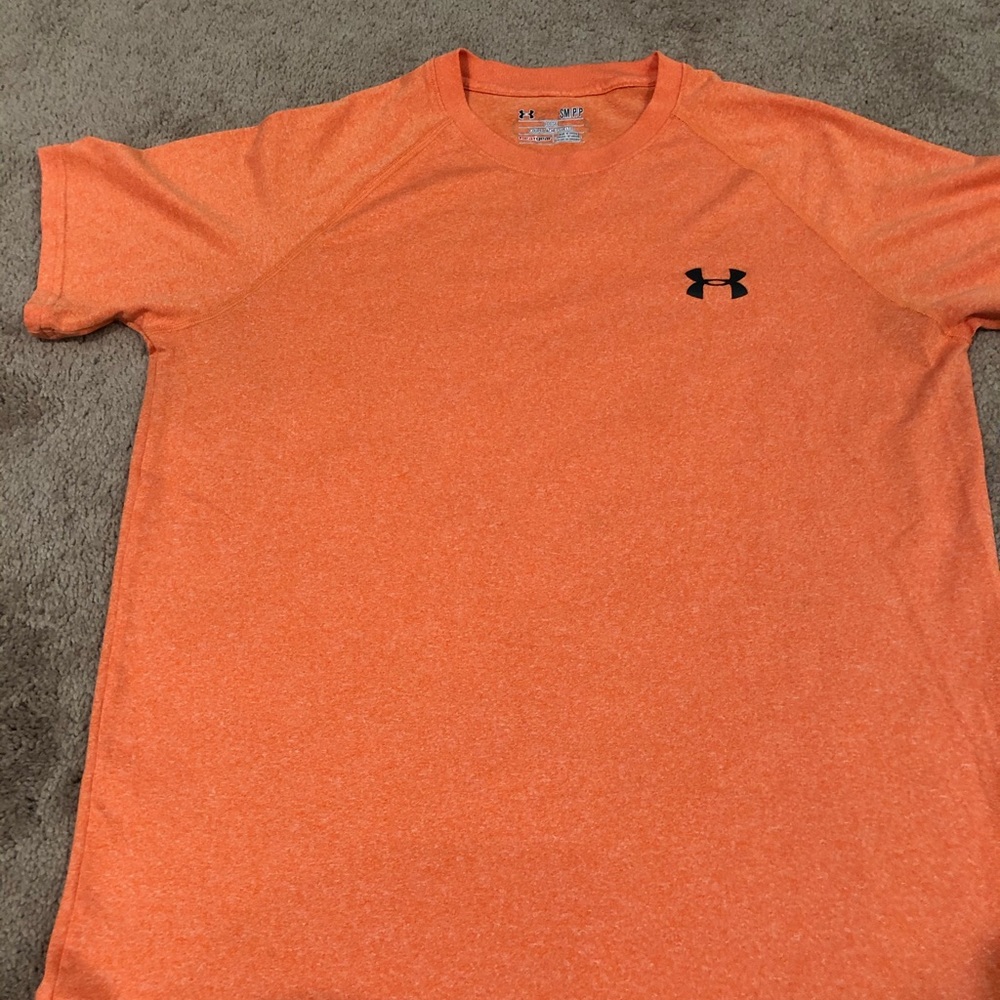 Men’s Under Armour T Shirt Size Small